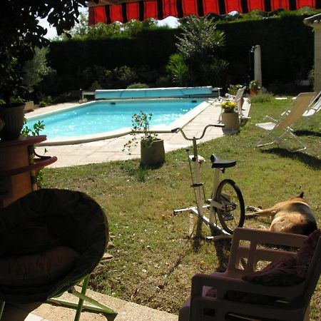 Villa Les Iris Sernhac Esterno foto