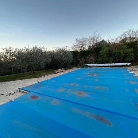 Villa Les Iris Sernhac Esterno foto