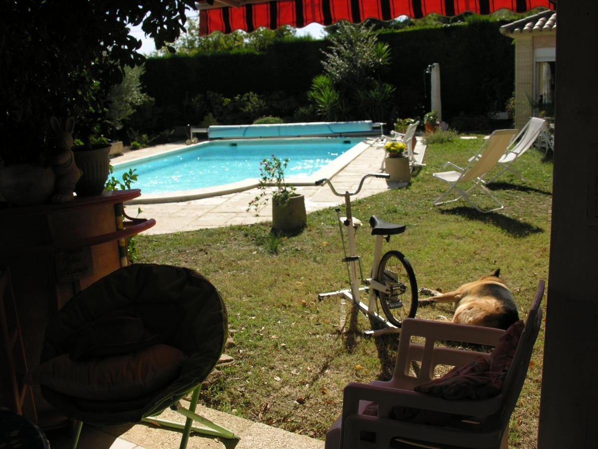 Villa Les Iris Sernhac Esterno foto
